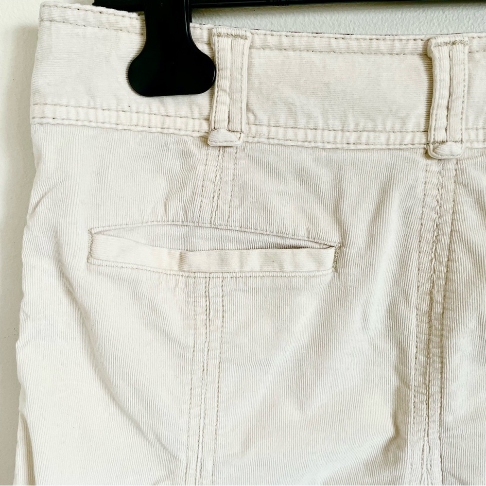 Athleta Corduroy Whenever Flare Mini Skirt in Cream Size 6 EUC - Picture 12 of 12